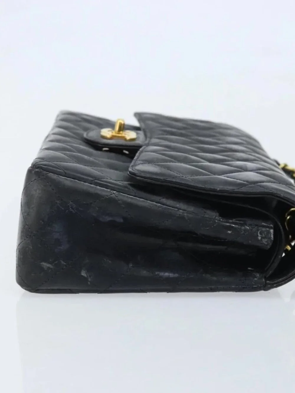 CHANEL Matelasse Chain Shoulder Bag Leather Black Gold CC Auth 88183